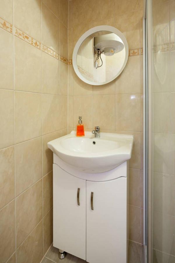 Heroes Square & City Park Thermals Apartment بودابست المظهر الخارجي الصورة